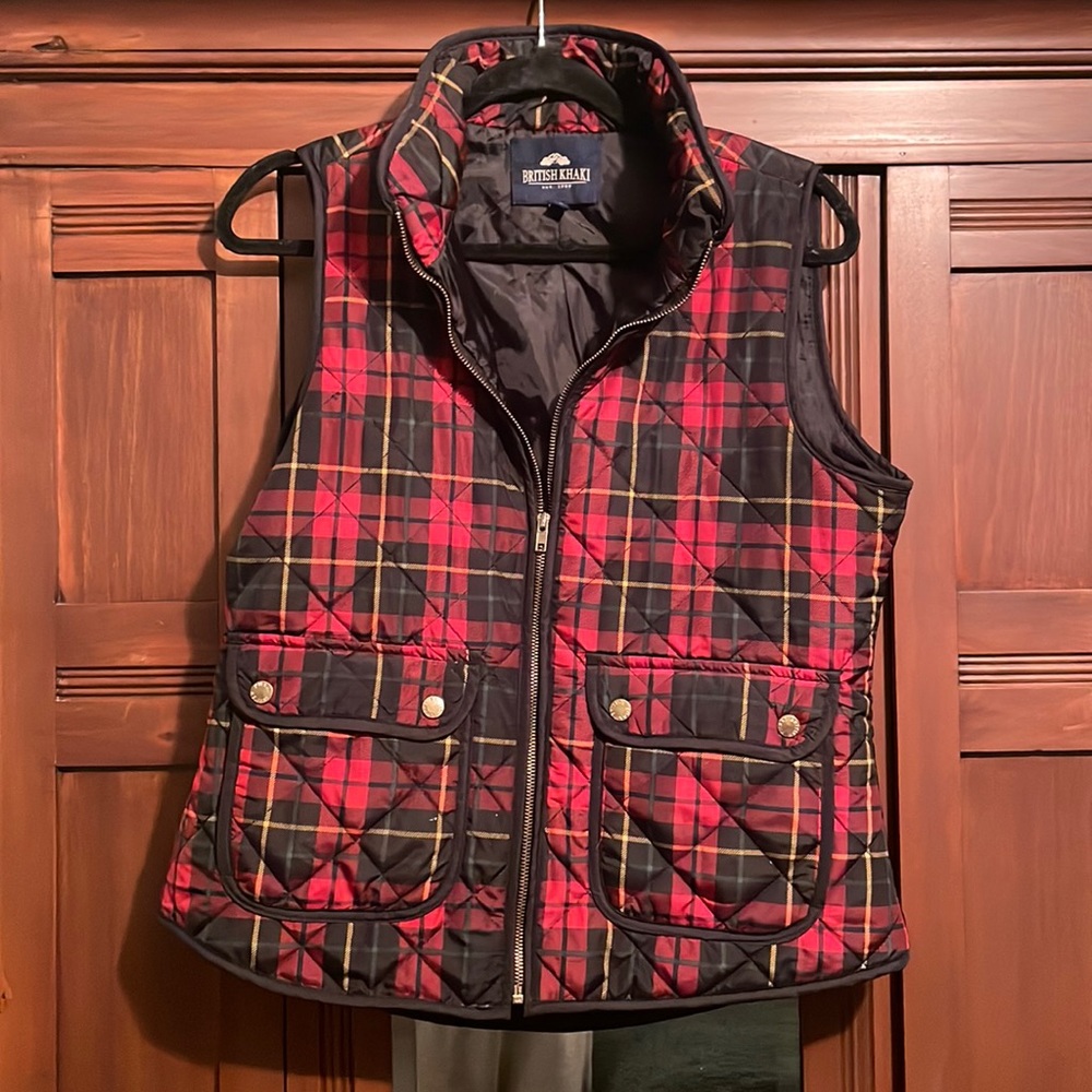 British khaki vest size M